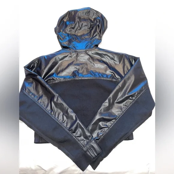 Nike jacket - Picture 2 of 2